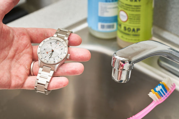 HOW TO: Clean Your Bezel